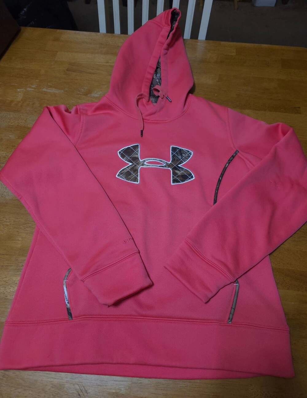 Under Armour ColdGear Hoodie Size M Pink Camo Logo